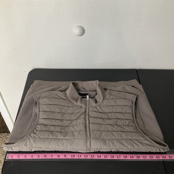 Tahari Puffer Vest Women 2XL Mushroom Tan‎ Zip Up Sleeveless Mock Neck Outdoors - Picture 11 of 13